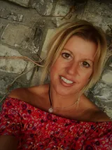 Wendy White